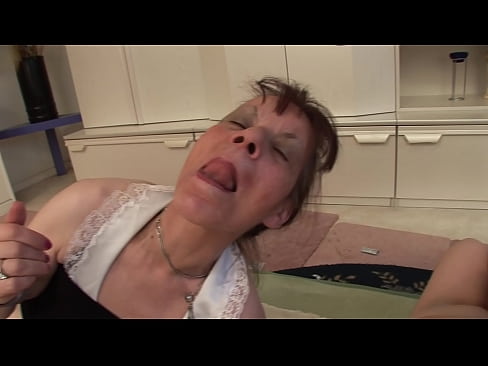 ❤️ Twa beppes en ien pake hawwe in trijetal Fucking video  by ús fy.pornoreino-com.ru ❌️