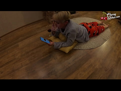 ❤️ Gekke blonde sûgje Enorme lul dy't derop sûgje en stuiterje - Anale seks Fucking video by ús fy.pornoreino-com.ru ❌️